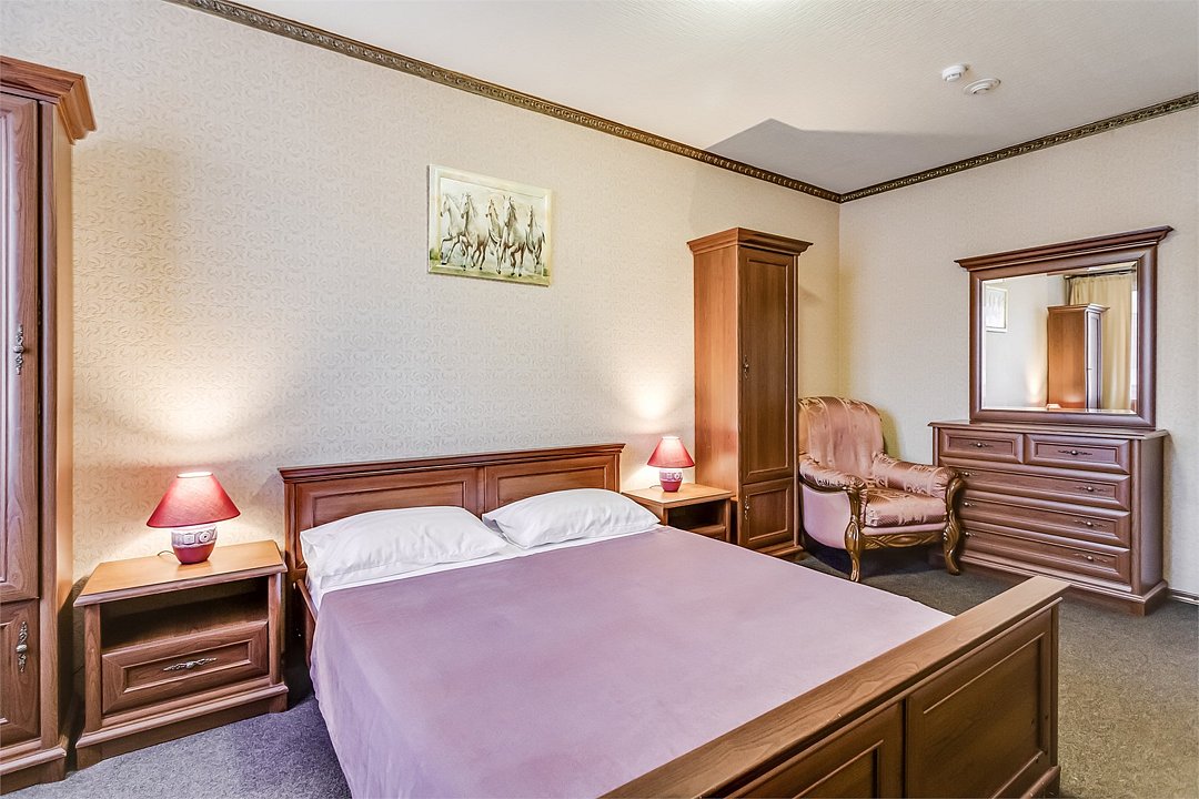 Люкс 4-местный 2-комнатный