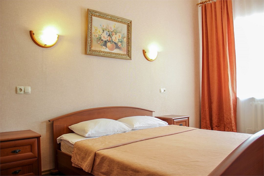 Люкс 4-местный 2-комнатный