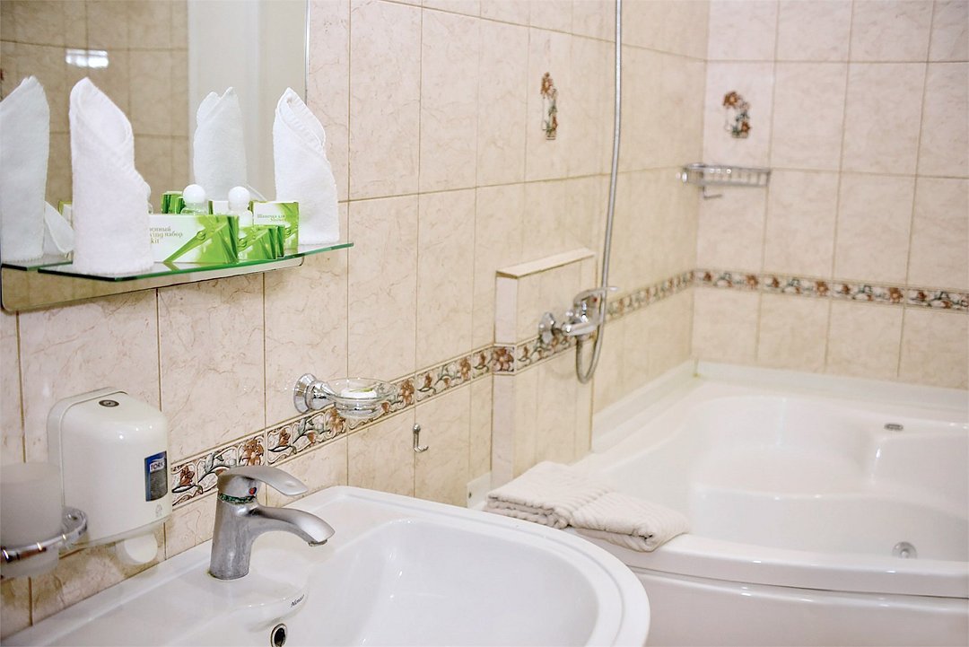 Люкс 4-местный 2-комнатный