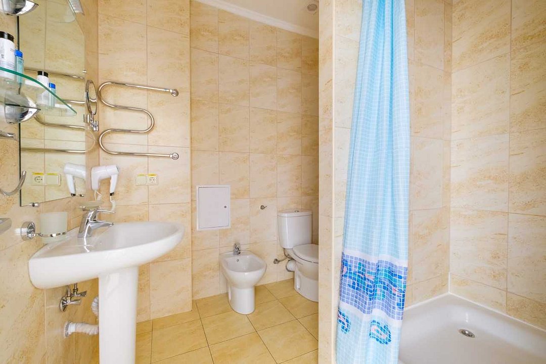 Люкс 2-местный 2-комнатные (вид на горы)