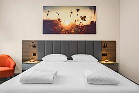 Двухместный номер Премиум с террасой с видом на реку 2 отдельные кровати, Парк-отель Бухта Коприно, деревня Коприно