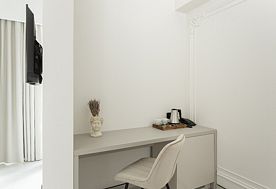 1-мест. (разм. в 3-мест.) люкс классический, Отель Делос, Адлер