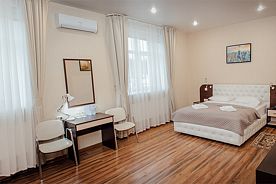Большой стандарт (окнами во двор), Гостиничный комплекс Brothershotel.ru, Сафоново