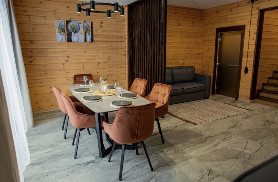 Дом 8-местный 4-комнатный (гостевой с сауной)