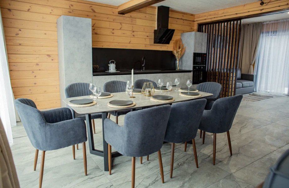 Дом 8-местный 4-комнатный (гостевой с хамамом)