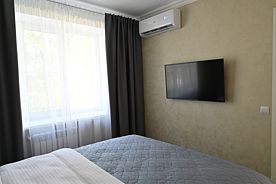 Двухместный номер Standard с балконом двуспальная кровать, Парк-отель Жемчужина, Средняя Ахтуба