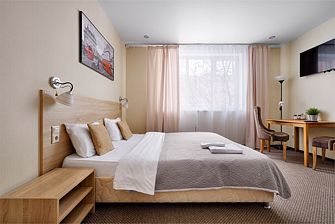 Отель Кристалин