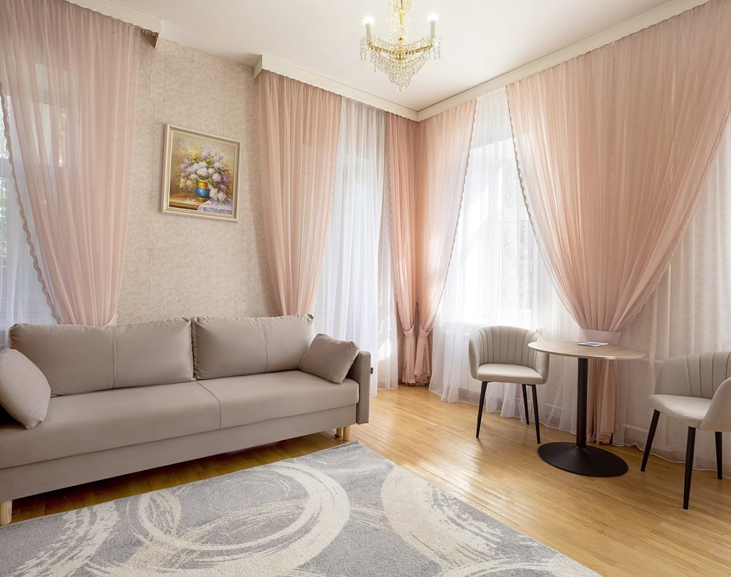 Люкс 2-местный 3-комнатный Винтаж