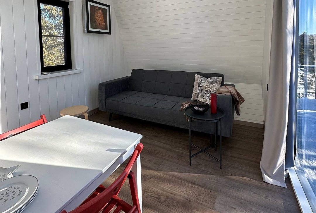 Барнхаус 2-местный (в соснах, с видом на озеро)