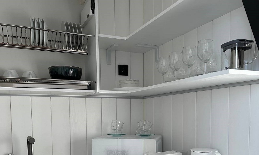 Барнхаус 2-местный (в соснах, с видом на озеро)