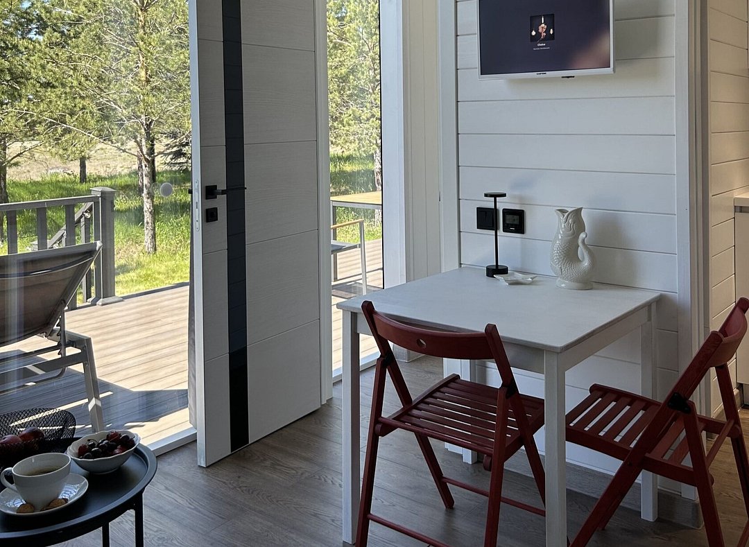 Барнхаус 2-местный (в соснах, с видом на озеро)