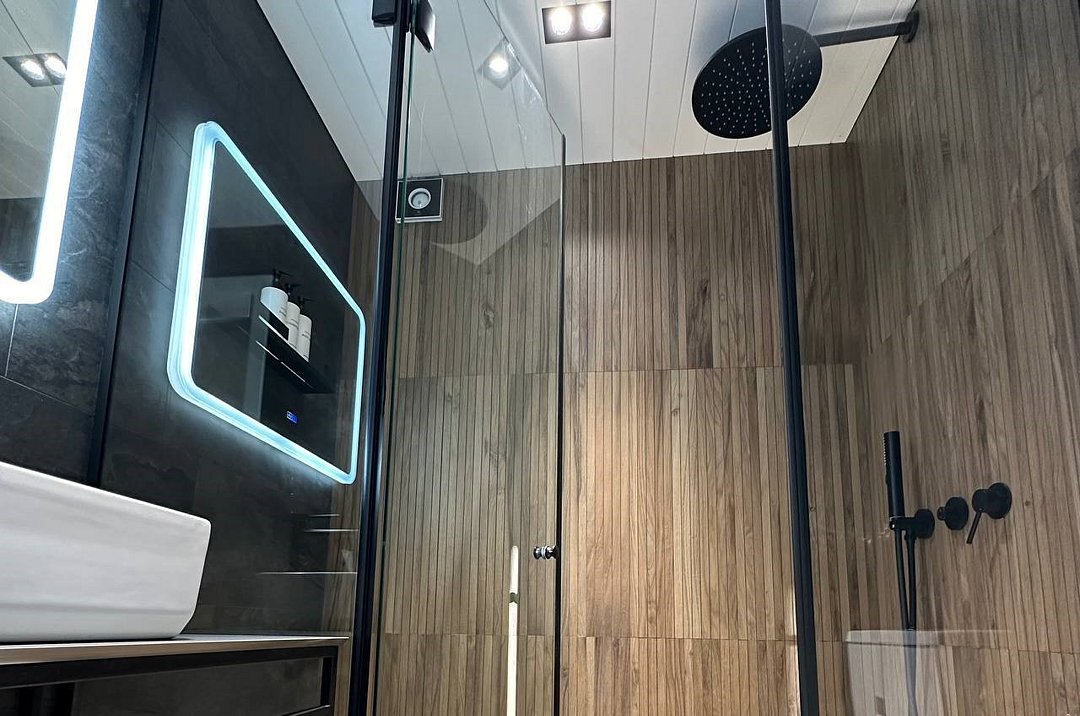 Барнхаус 2-местный (в соснах, с видом на озеро)