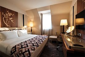 Стандартный номер с двуспальной кроватью (160 см), Crown Hotel St.Petersburg, Санкт-Петербург