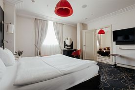Номер Люкс - с двуспальной кроватью, Отель Mercure, Ростов-на-Дону