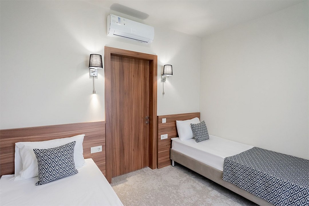 Сюит 4-местный 3-комнатный