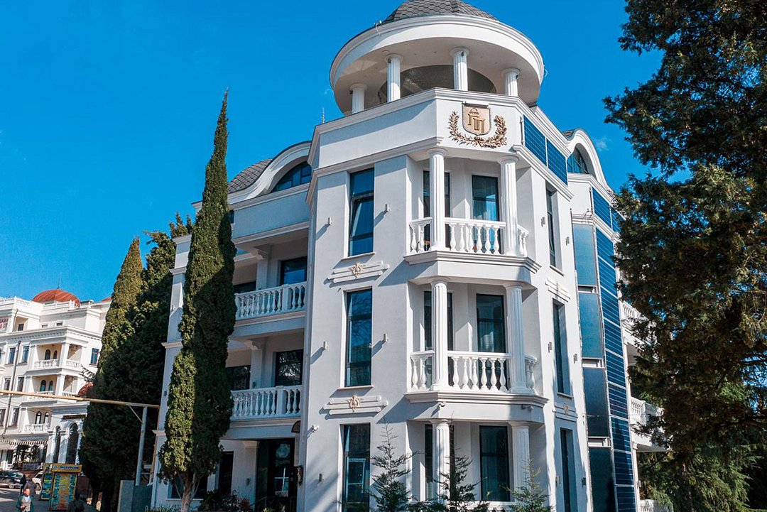 Гостевой дом Усадьба Приморский парк (бывший Отель Усадьба Приморский парк), Крым, Алушта Симферополь Лучистое Семидворье