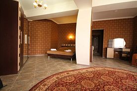 Полулюкс, Отель Калифорния, Евпатория