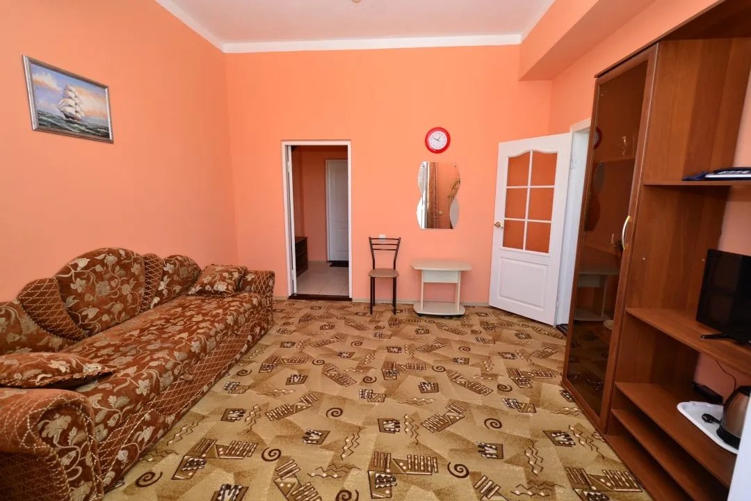 Люкс 4-местный 2-комнатный