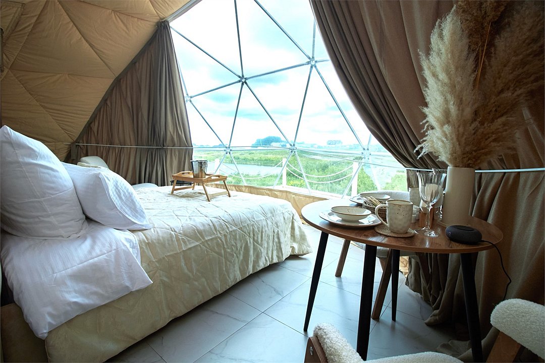 Геокупол 4-местный (бежевый)