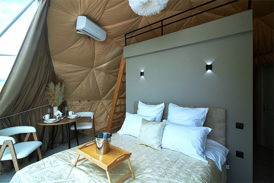 Геокупол 4-местный (бежевый)