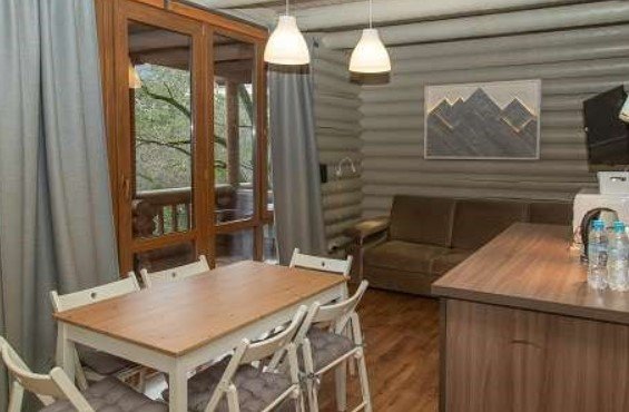 Коттедж 6-местный 3-комнатный (2-х этажный)