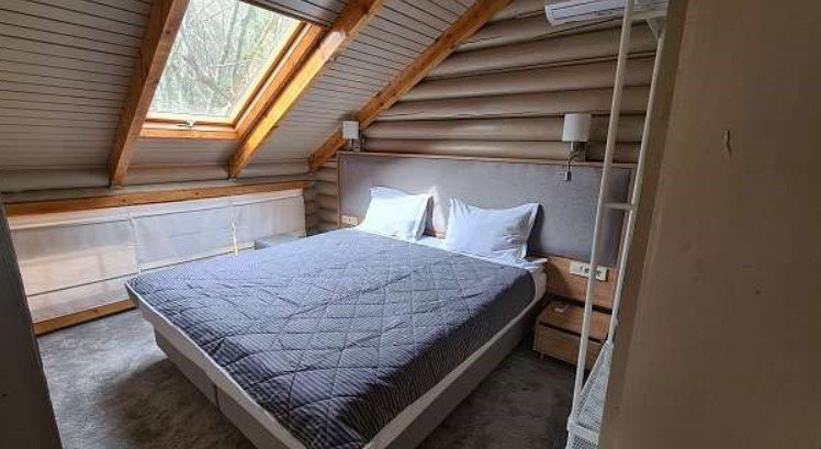 Коттедж 6-местный 3-комнатный (2-х этажный)