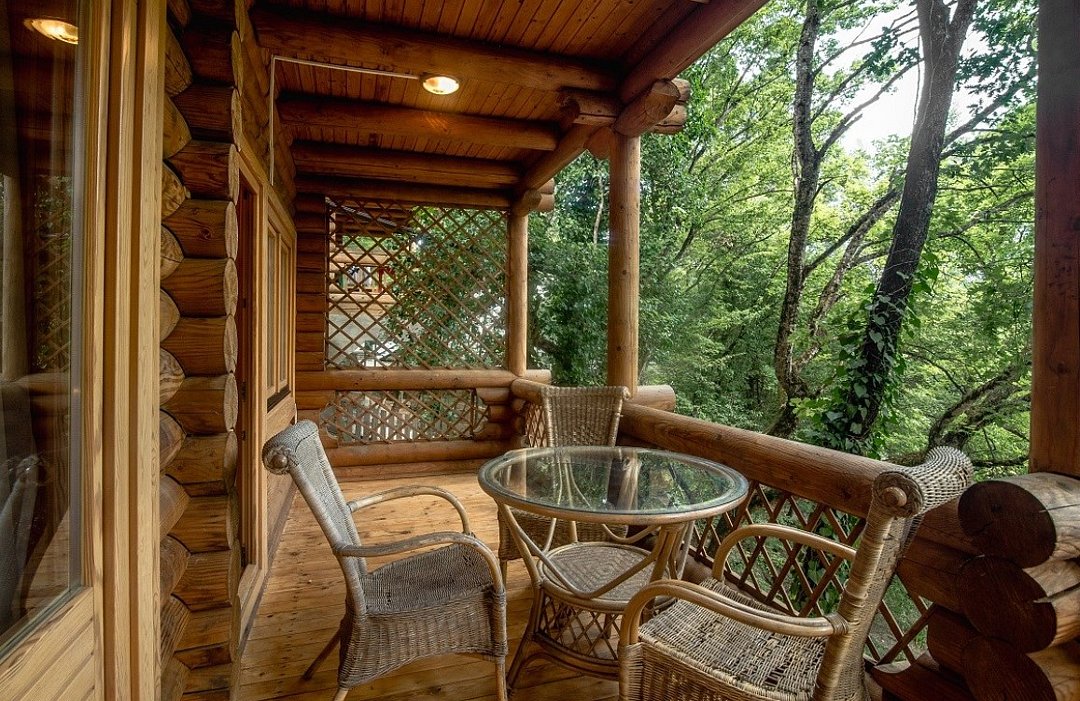 Коттедж 6-местный 3-комнатный (2-х этажный)