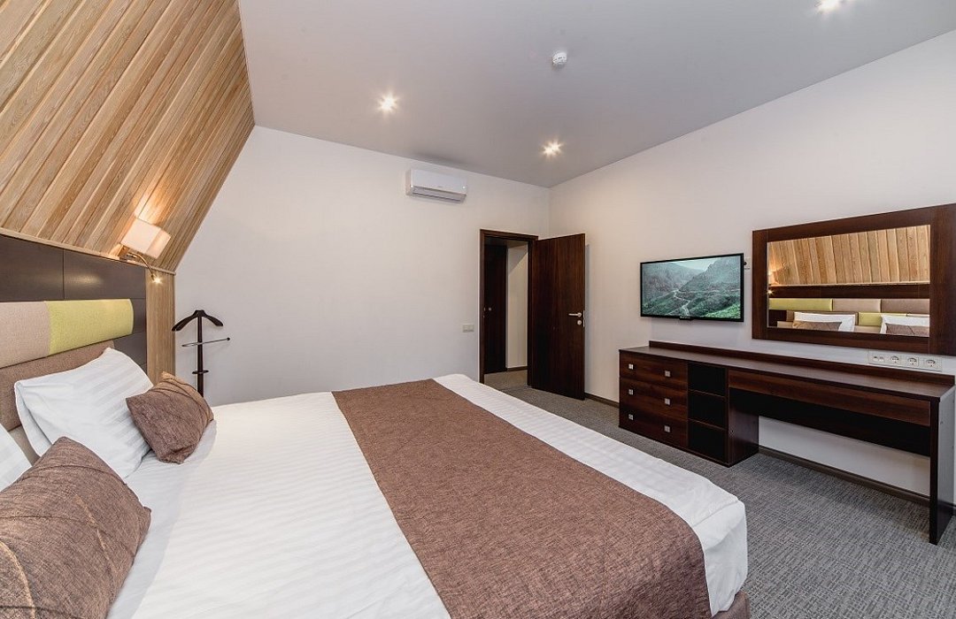 Люкс 2-местный 2-комнатный (корпус Б)