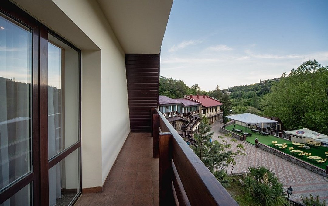 Люкс 2-местный 2-комнатный (корпус Б)