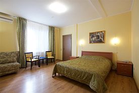 Полулюкс с двуспальной кроватью, Гостиница Одиссея, Рязань
