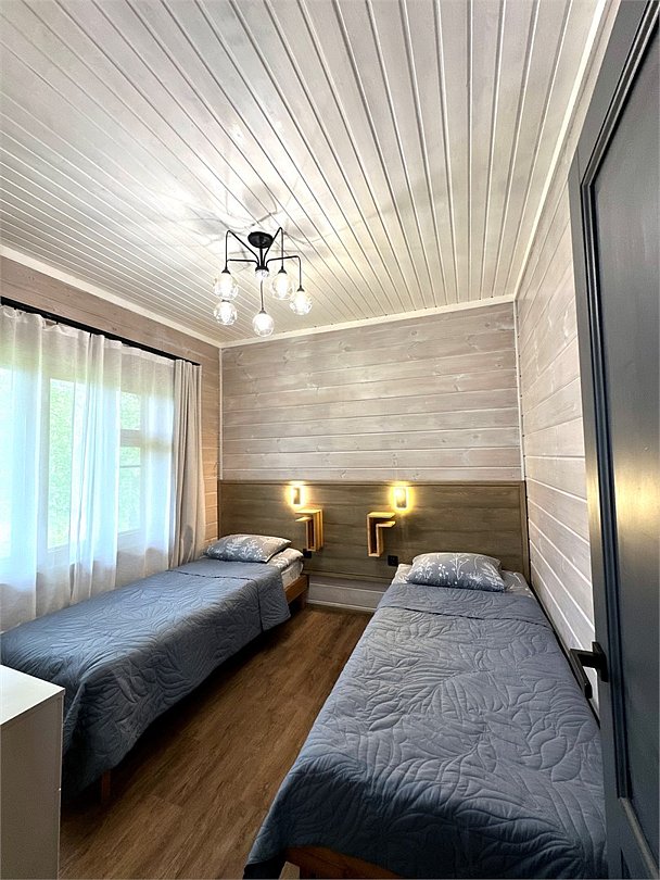 Коттедж 4-местный №2 (Новый уровень комфорта у воды)