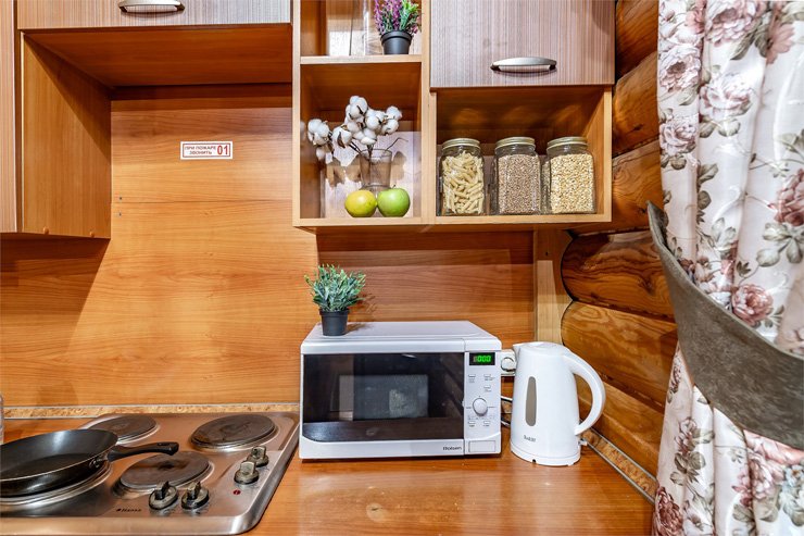 Коттедж 4-местный №4 (Сказочный дом у воды)