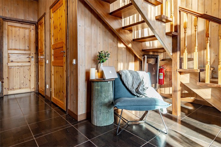 Коттедж 6-местный № 1 (Два этажа уюта у реки)