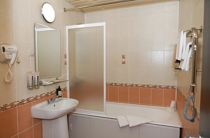 Люкс 2-местный 2-комнатный (TWIN)