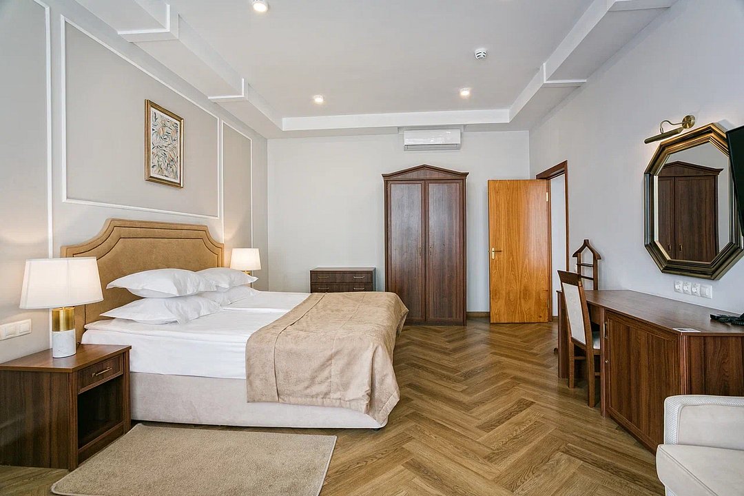 Люкс 2-местный 2-комнатный (море)