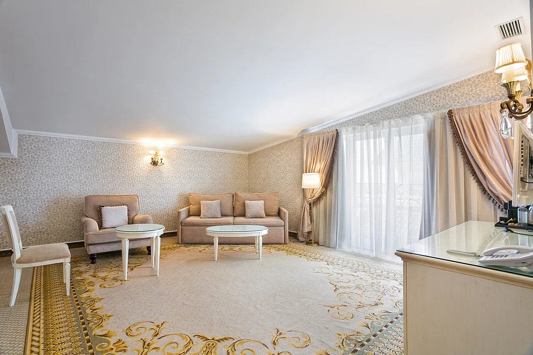 Люкс Париж 2-местный 2-уровневый