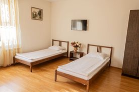 Стандарт с кухней, вид на бассейн (1 этаж), до 4-х гостей, Отель Винтаж, Абрау-Дюрсо