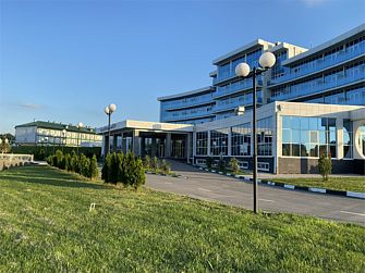 Отель Тийнала