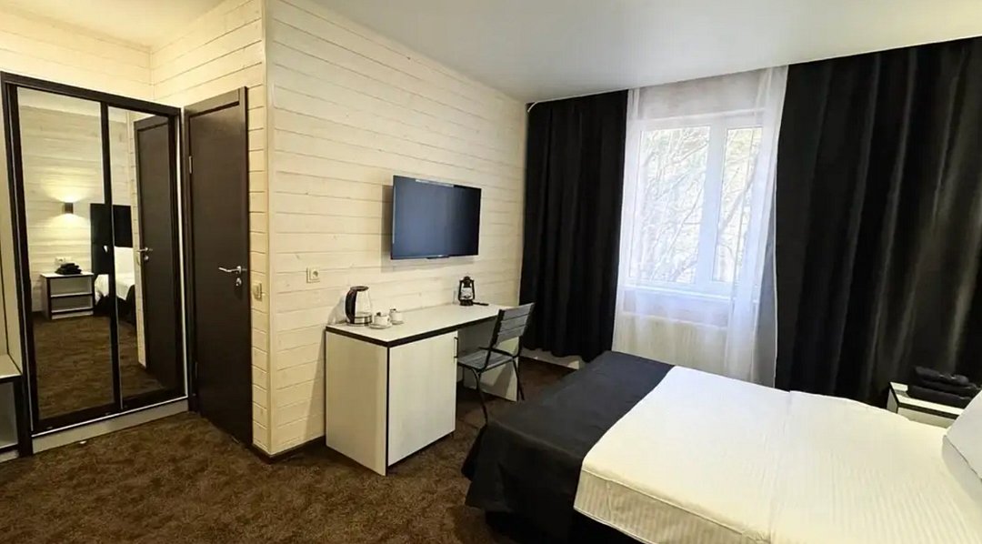 Стандартный 4-местный 1-комнатный