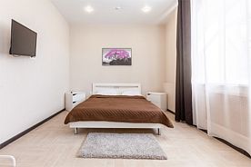 Полулюкс с кухней и большой кроватью, Hotel Mirtal, Самара