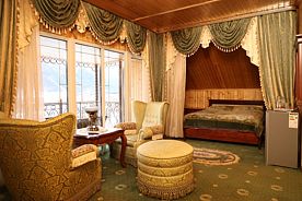 Люкс 1-комнатный, Гостиница Golden House, Теберда