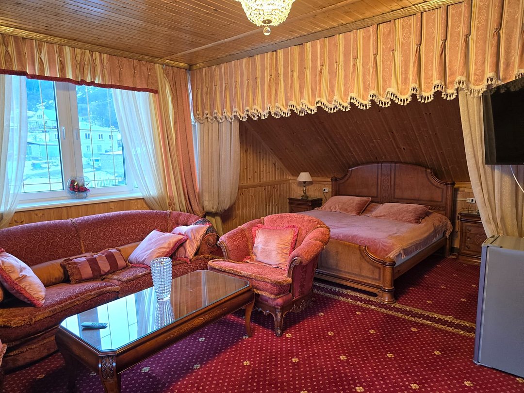 Люкс 3-местный 1-комнатный