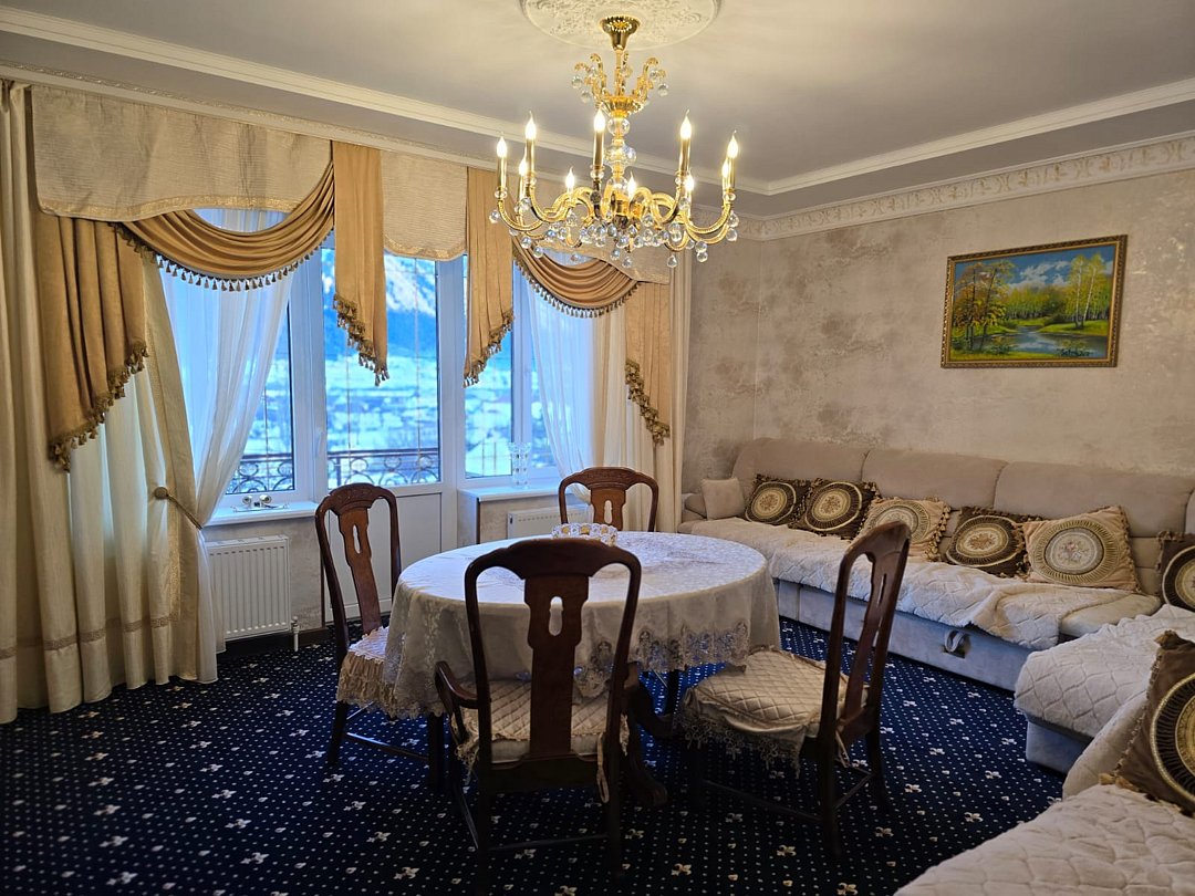 Люкс 4-местный 2-комнатный