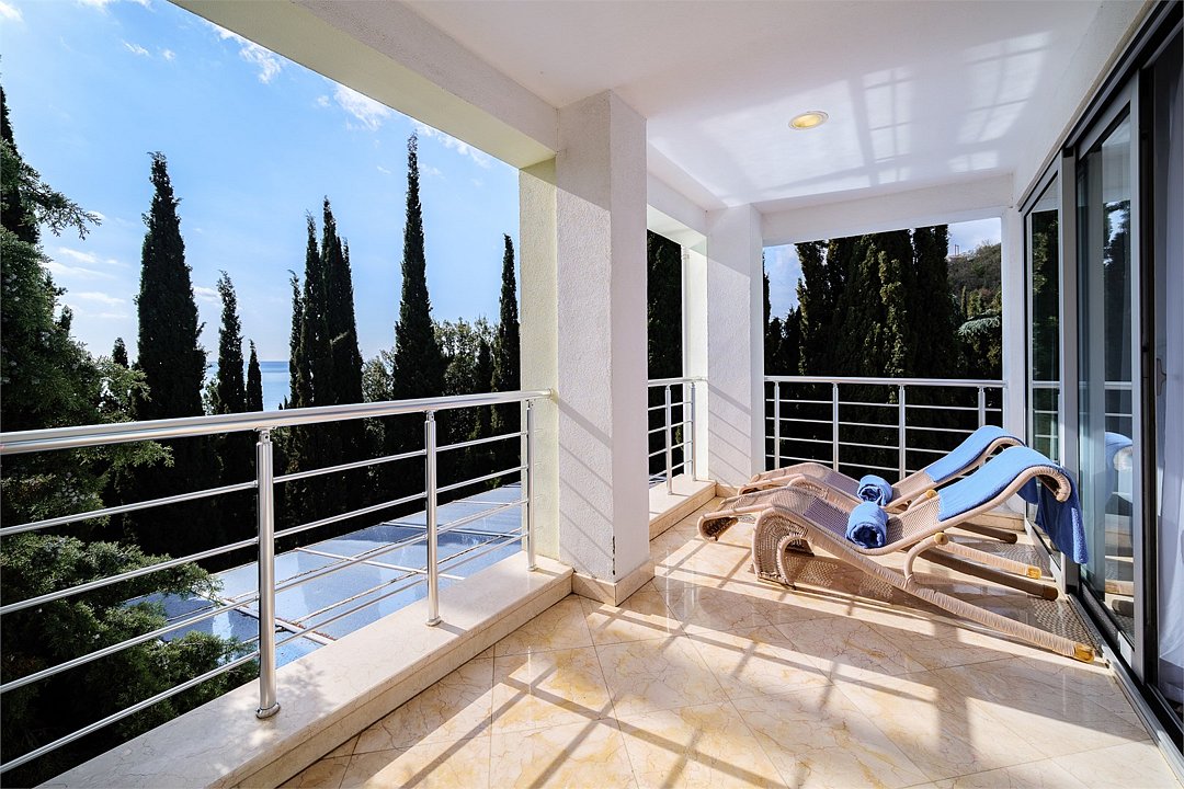 Апартаменты 2-местный 1-комнатный (с джакузи, на 3-м этаже ресторана Море )