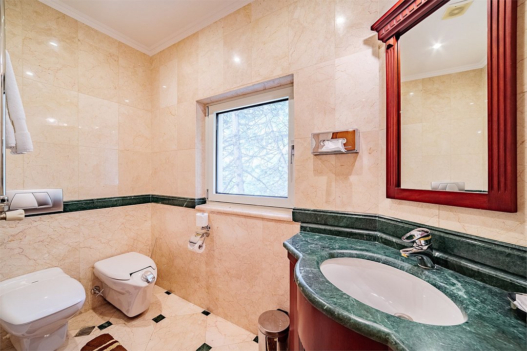 Апартаменты 2-местный 1-комнатный (с джакузи, на 3-м этаже ресторана Море )