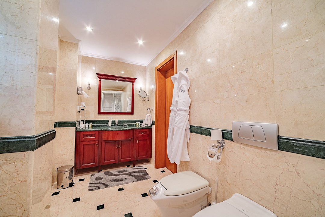 Апартаменты 2-местный 1-комнатный (с джакузи, на 3-м этаже ресторана Море )