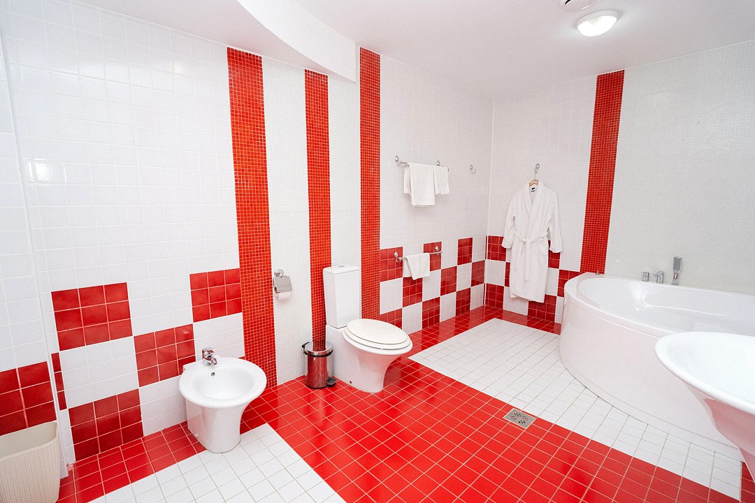 Люкс 2-местный 3-комнатный (Кабинет)