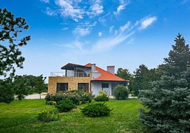 Четырёхместный сюит (размещение + лечение) с 4 комнатами, Курортный отель Центр Курортная деревня, Витязево