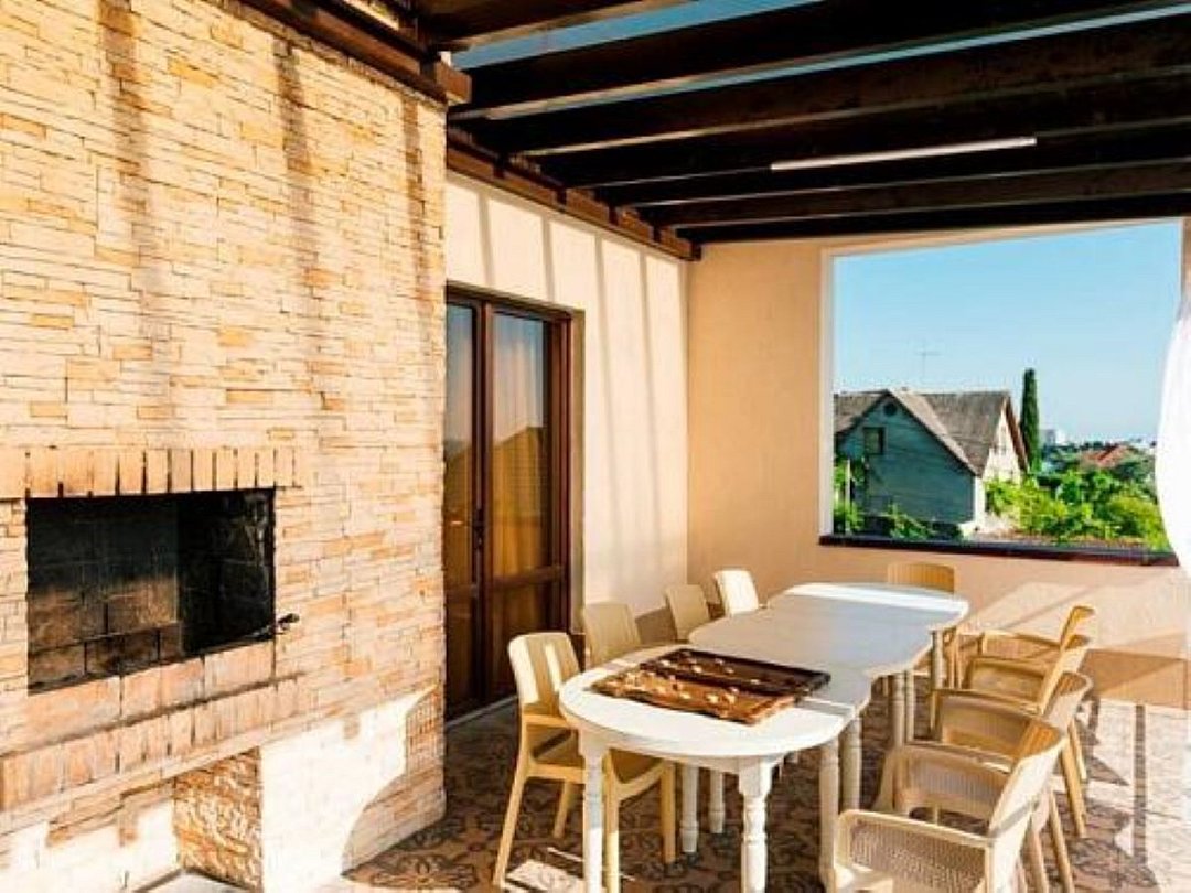 Люкс 4-местный 2-комнатный, балкон