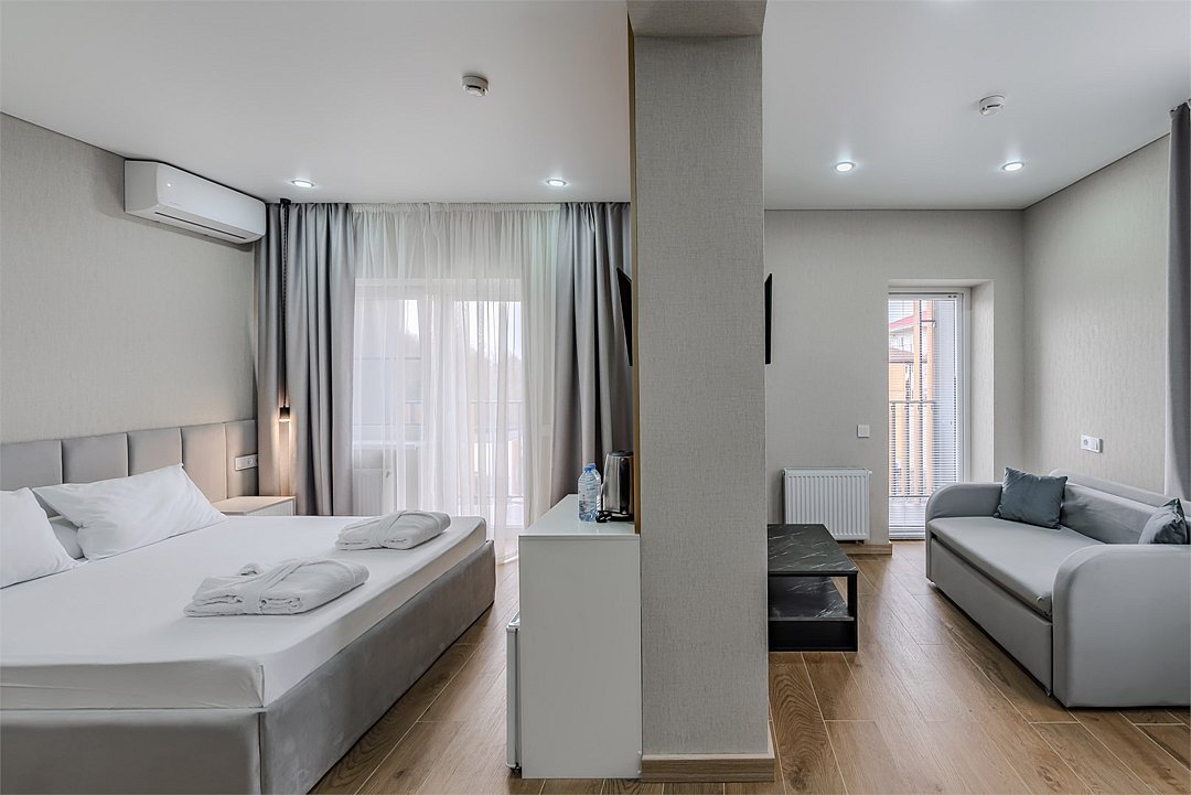 Deluxe 2-местный (с балконом)